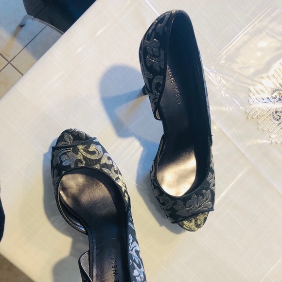 Gorgeous size 7 heels - Picture 2 of 7